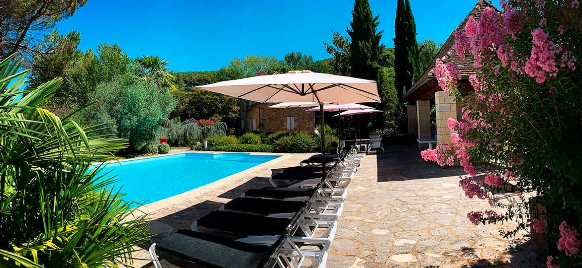 L'espace piscine du Moulin du Boisset